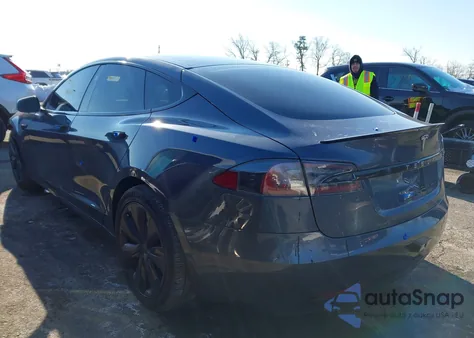 2018 Tesla Model S 100D/75D/P100D from USA, damaged, VIN 5YJSA1E25JF258717